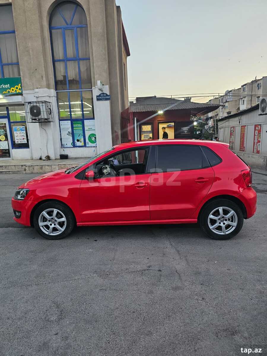 Volkswagen Polo, 2010 il (7)