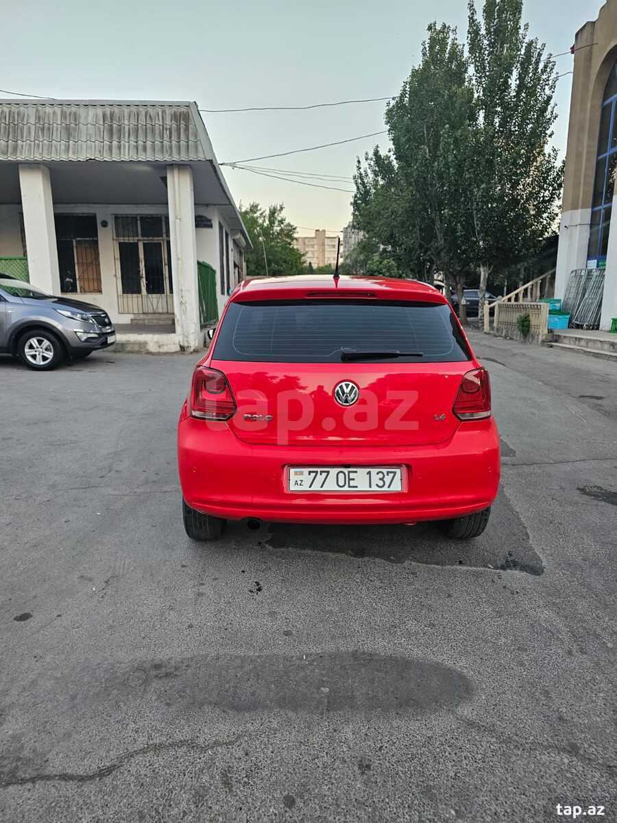 Volkswagen Polo, 2010 il (2)