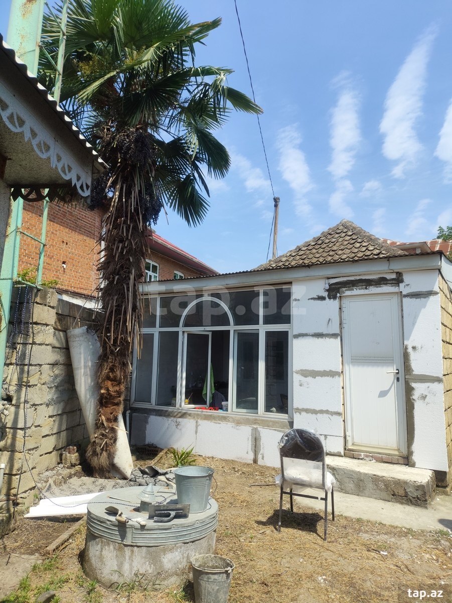 Həyət evi kirayə verilir, Lənkəran r. (2)