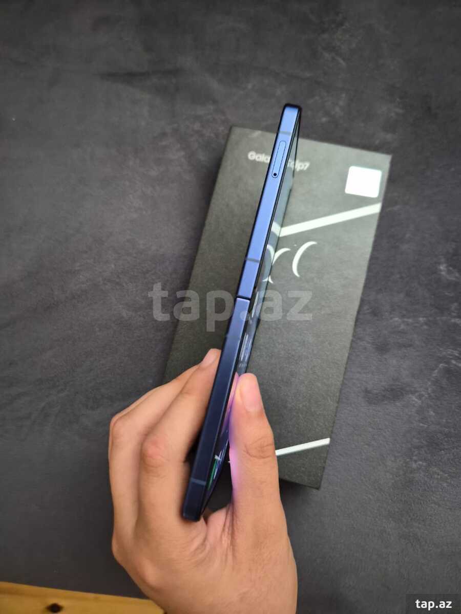 Samsung Galaxy Z Flip 7 Blue Shadow 256GB/12GB (5)