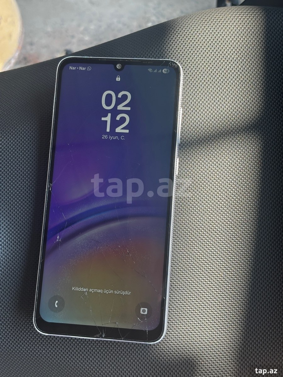 Samsung Galaxy A05 Silver 64GB/4GB (3)