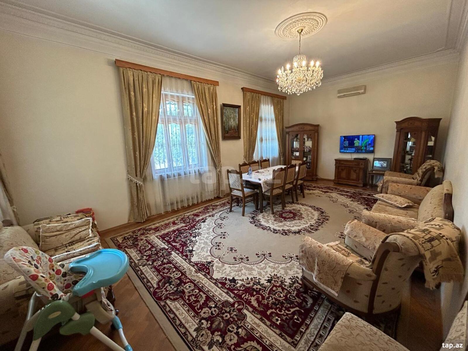 Villa, Xalqlar m. (3)