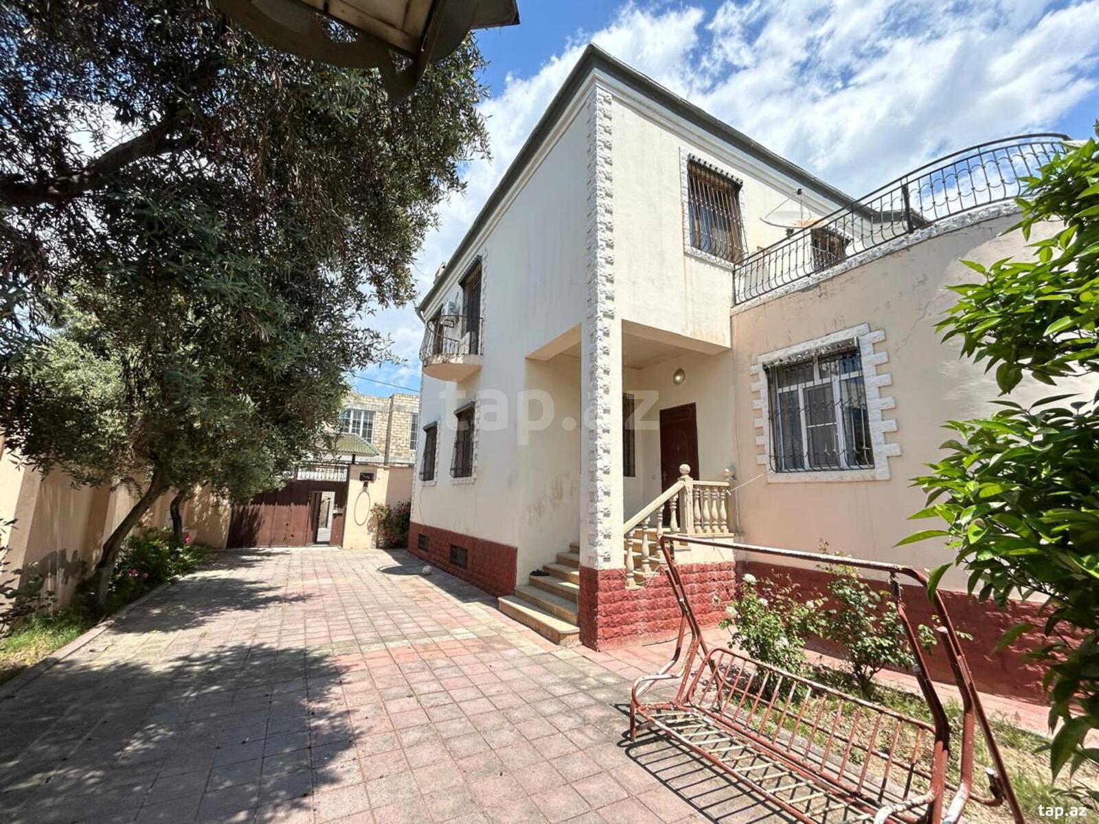 Villa, Xalqlar m.