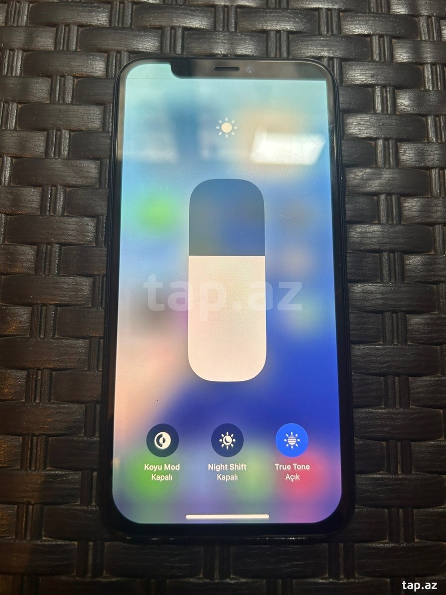 Apple iPhone 11 Pro Midnight Green 64GB/4GB (2)