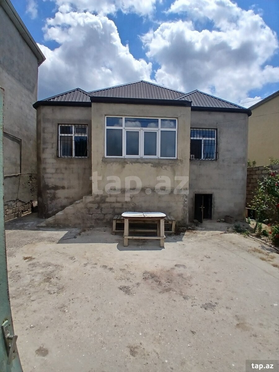 Həyət evi, Bahar qəs.