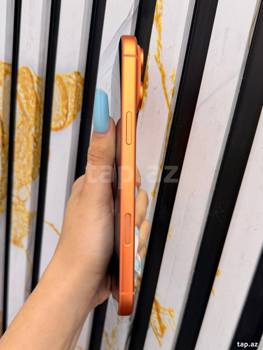 Apple iPhone 17 Pro Max Cosmic Orange 256GB/12GB (4)