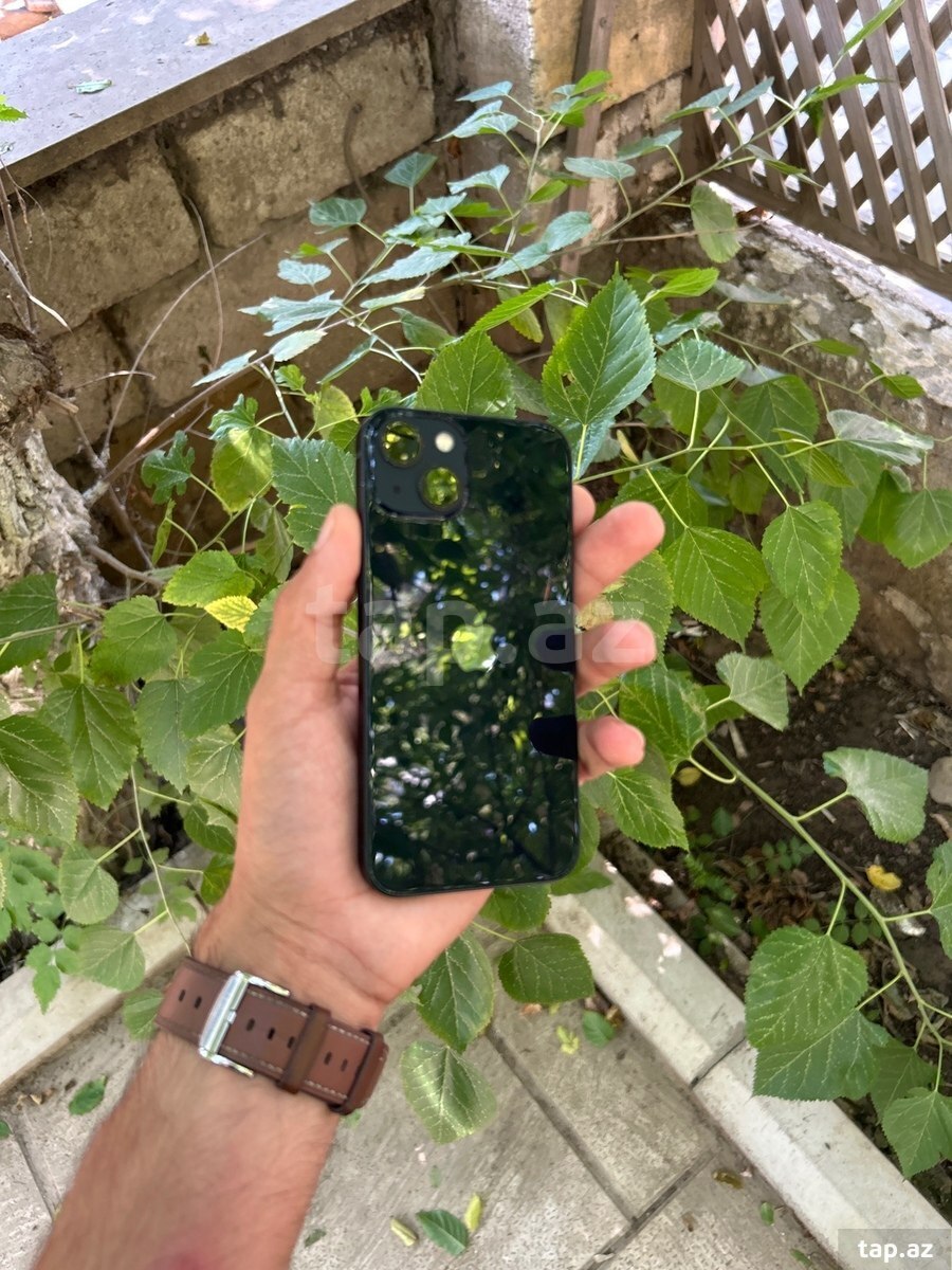 Apple iPhone 13 Midnight 128GB/4GB