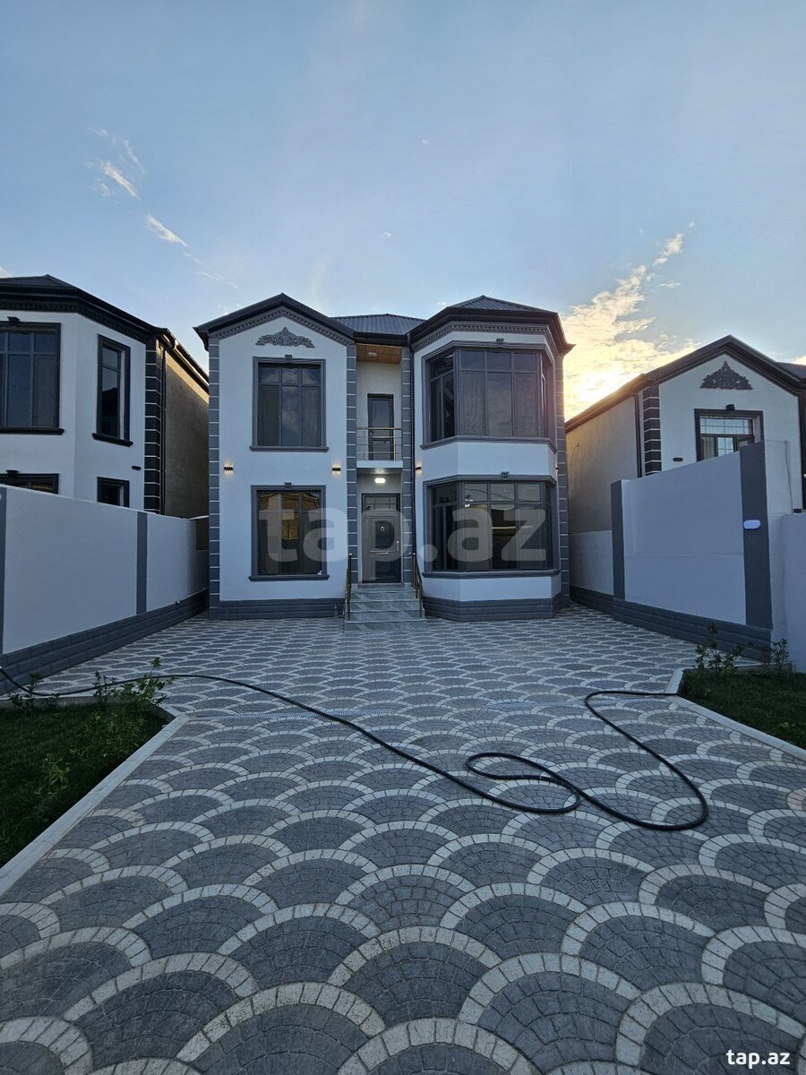 Həyət evi, Binə qəs.