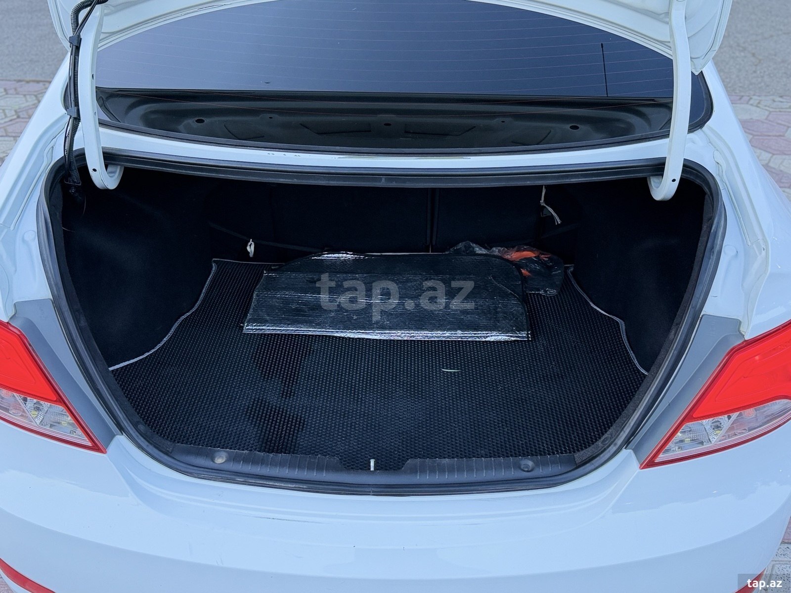 Hyundai Accent, 2016 il (15)
