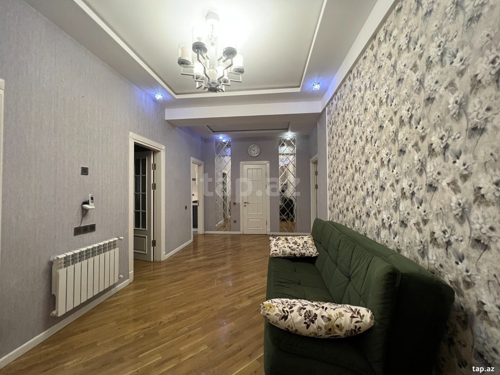 3-otaqlı yeni tikili kirayə verilir, 28 May m., 155 m² (3)