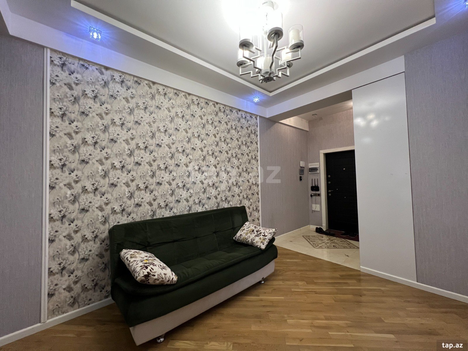 3-otaqlı yeni tikili kirayə verilir, 28 May m., 155 m² (2)