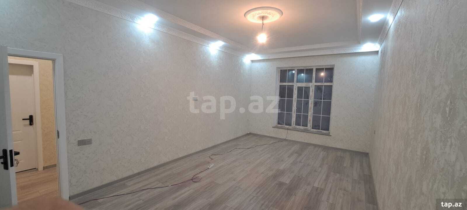 Həyət evi, Lətif İmanov küç. (12)