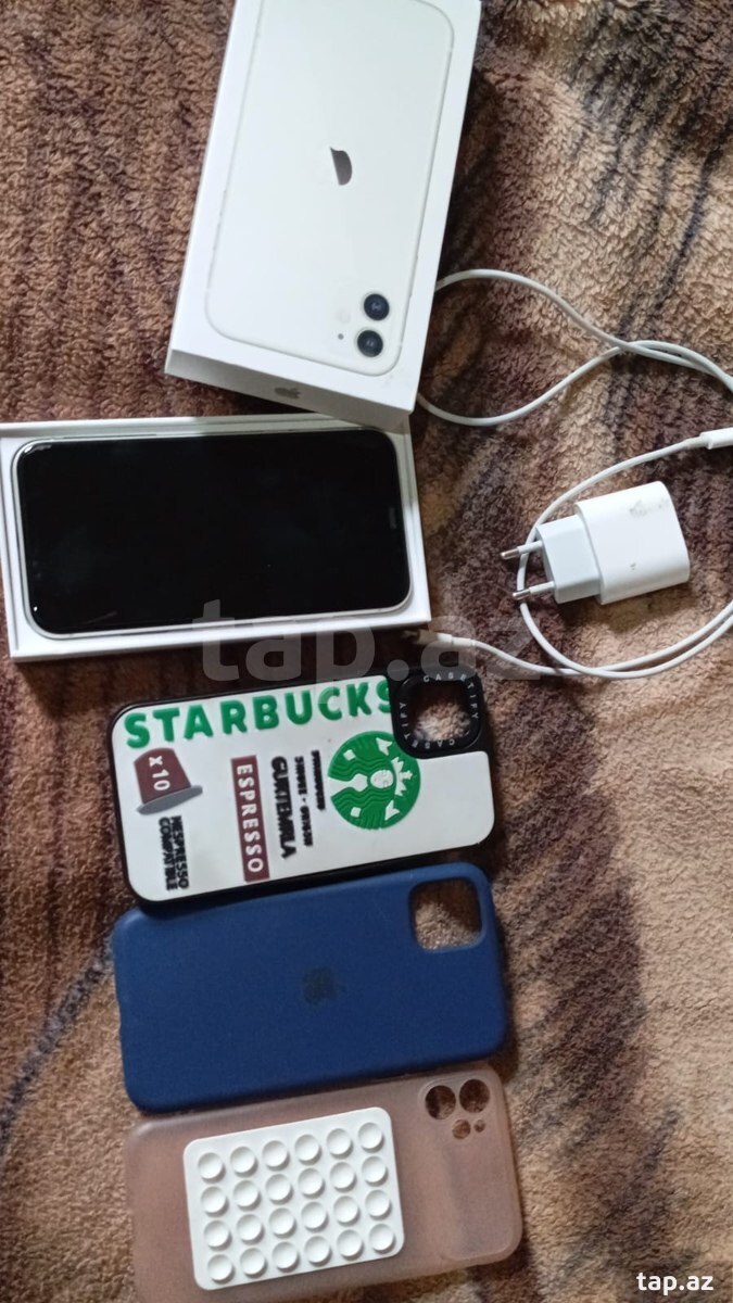 Apple iPhone 11 White 128GB/4GB (6)