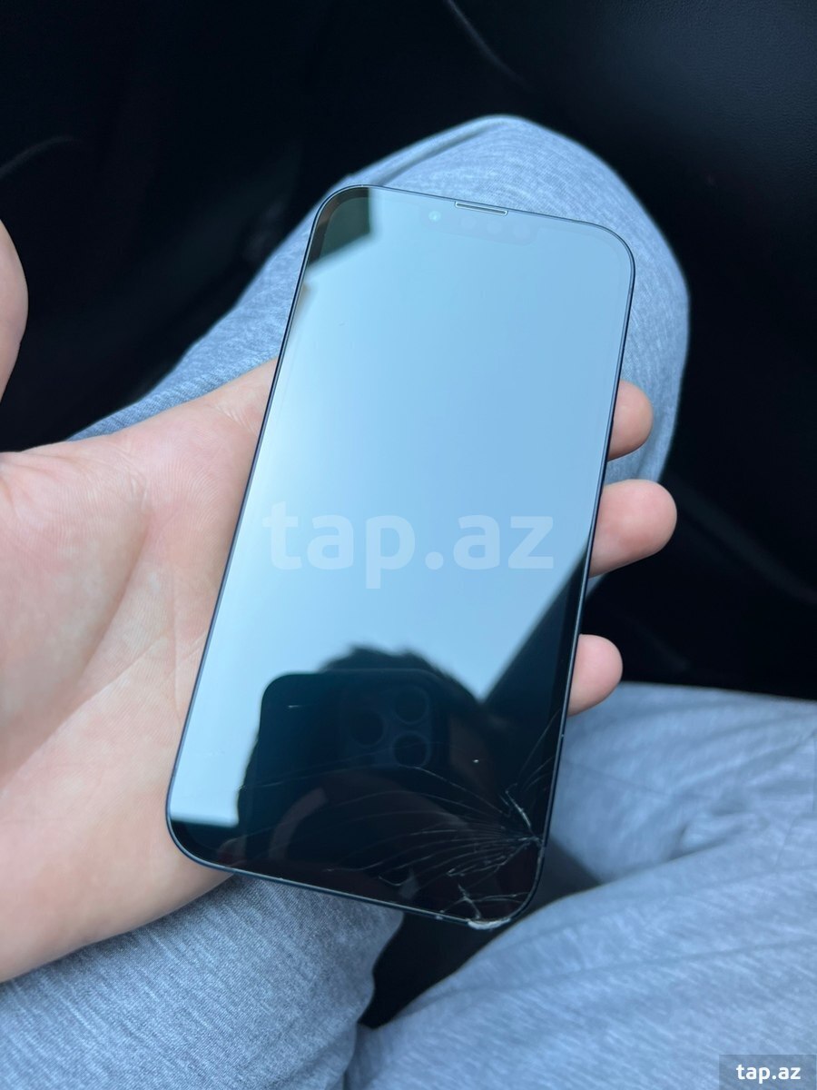 Apple iPhone 13 Midnight 128GB/4GB (2)