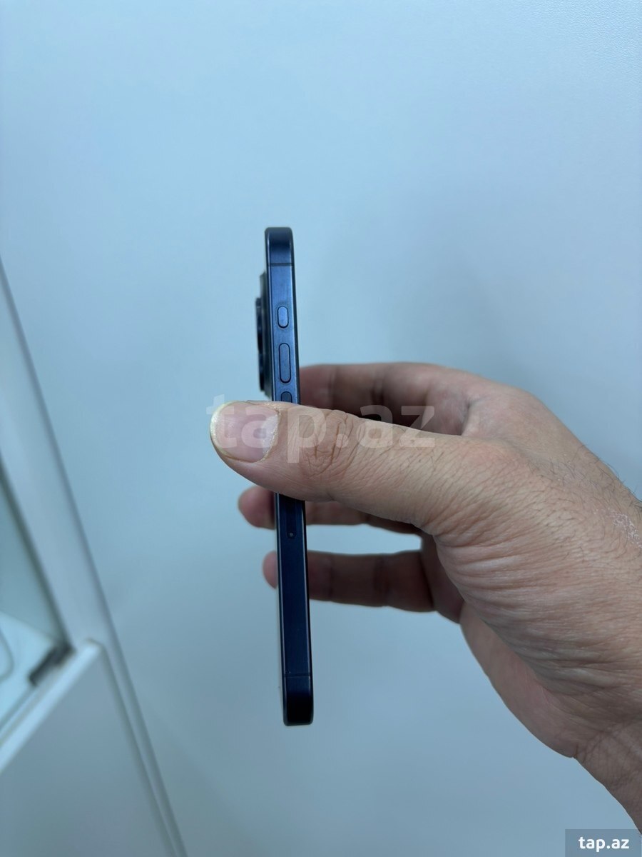 Apple iPhone 15 Pro Blue Titanium 256GB/8GB (2)