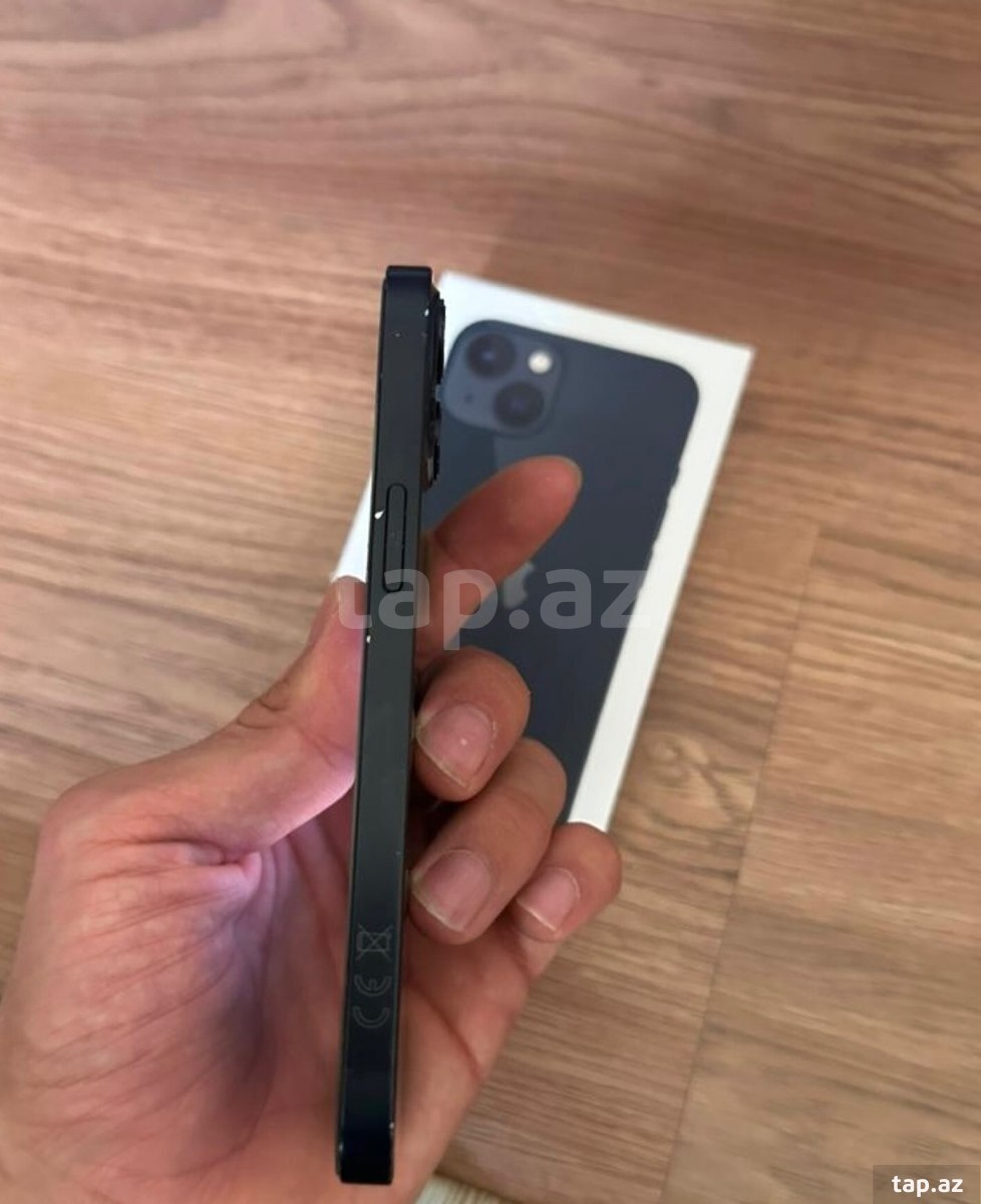 Apple iPhone 13 Midnight 128GB/4GB (3)