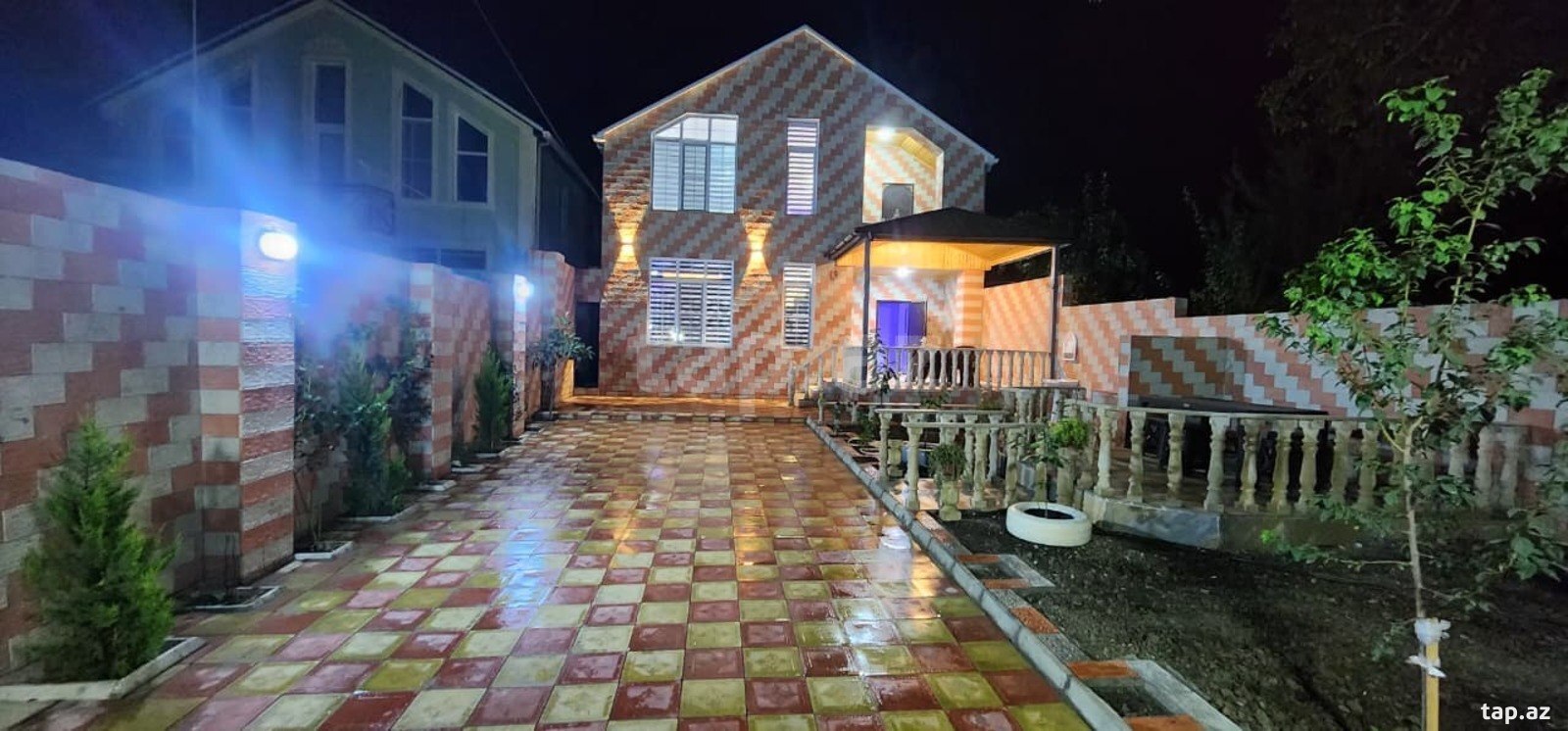 Villa, Amsar kəndi (4)