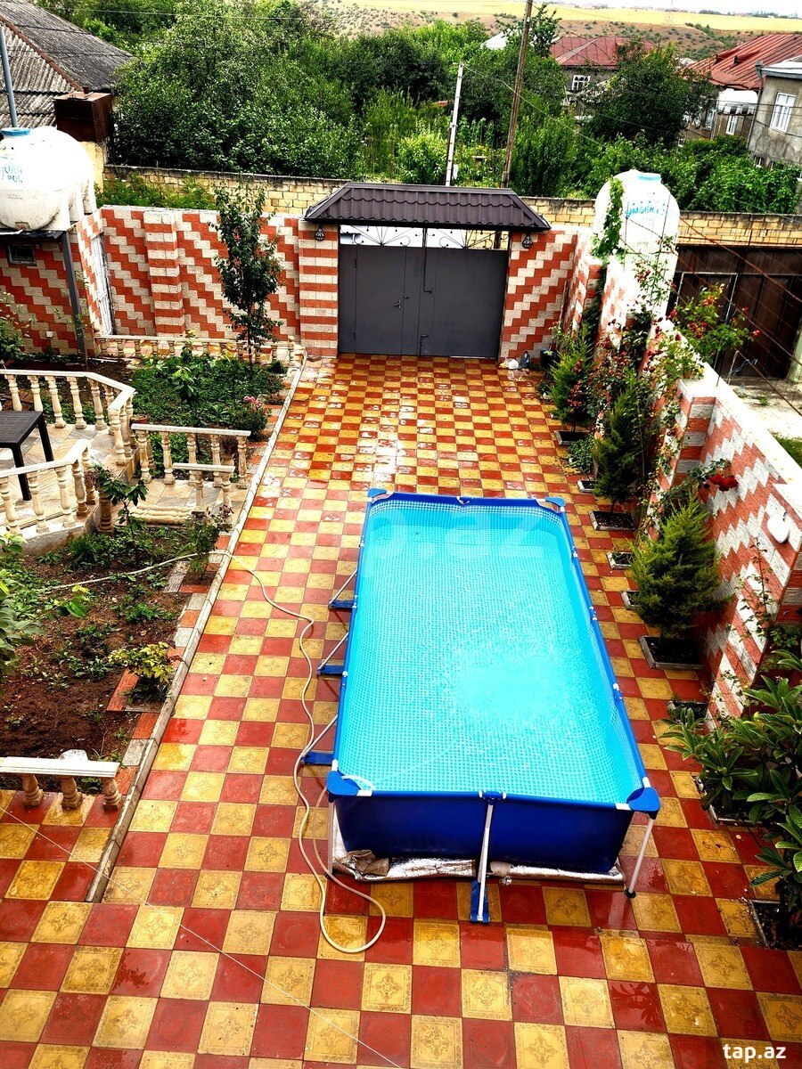 Villa, Amsar kəndi (3)