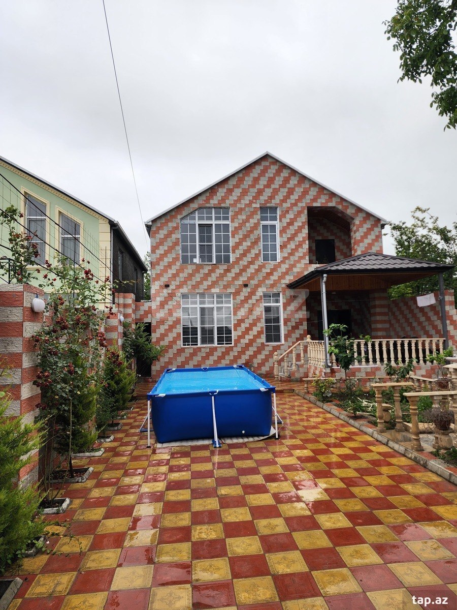 Villa, Amsar kəndi (2)