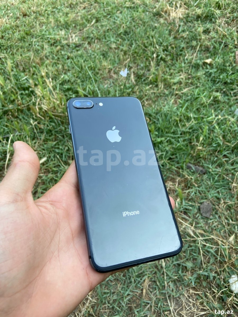 Apple iPhone 8 Plus Silver 64GB (2)