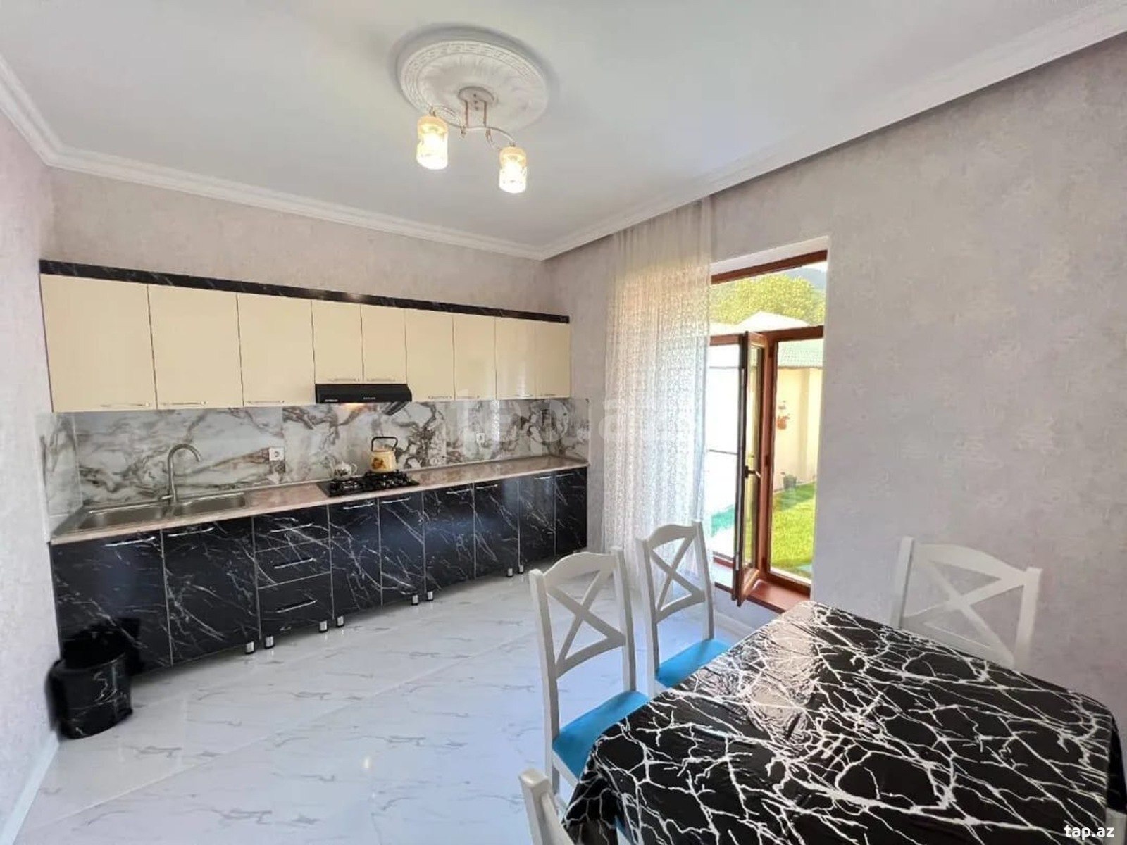 Villa kirayə verilir, Qəbələ ş. (4)