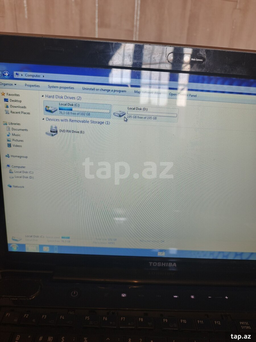 Noutbuk Toshiba (4)