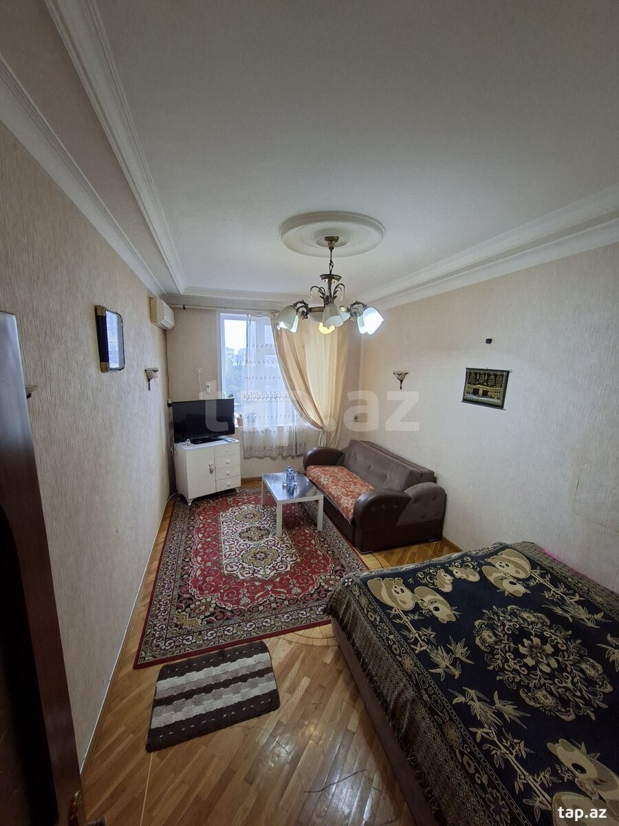 1-otaqlı yeni tikili kirayə verilir, 8-ci mkr., 42 m²