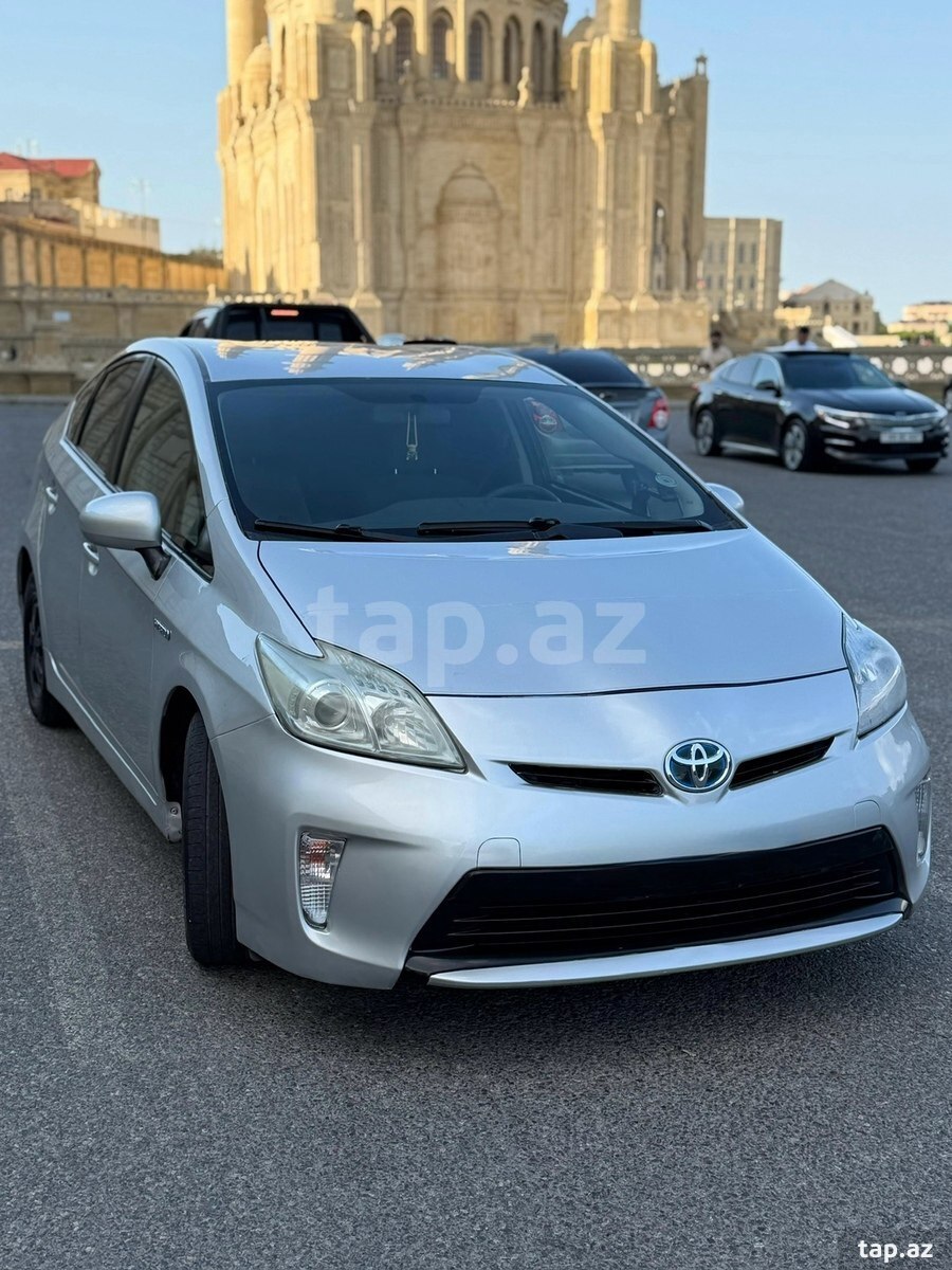 Toyota Prius, 2015 il (3)