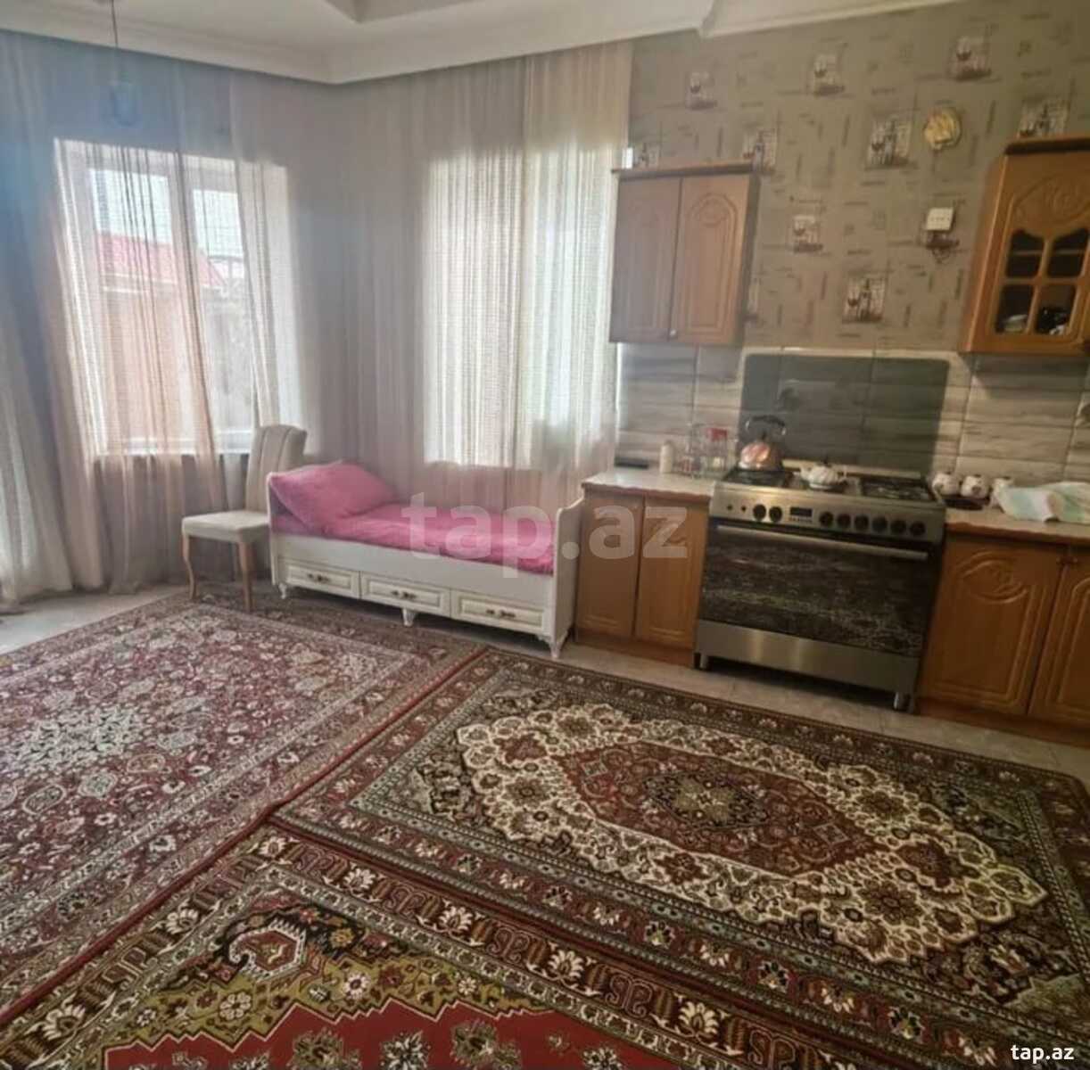 Həyət evi, Maştağa qəs. (8)