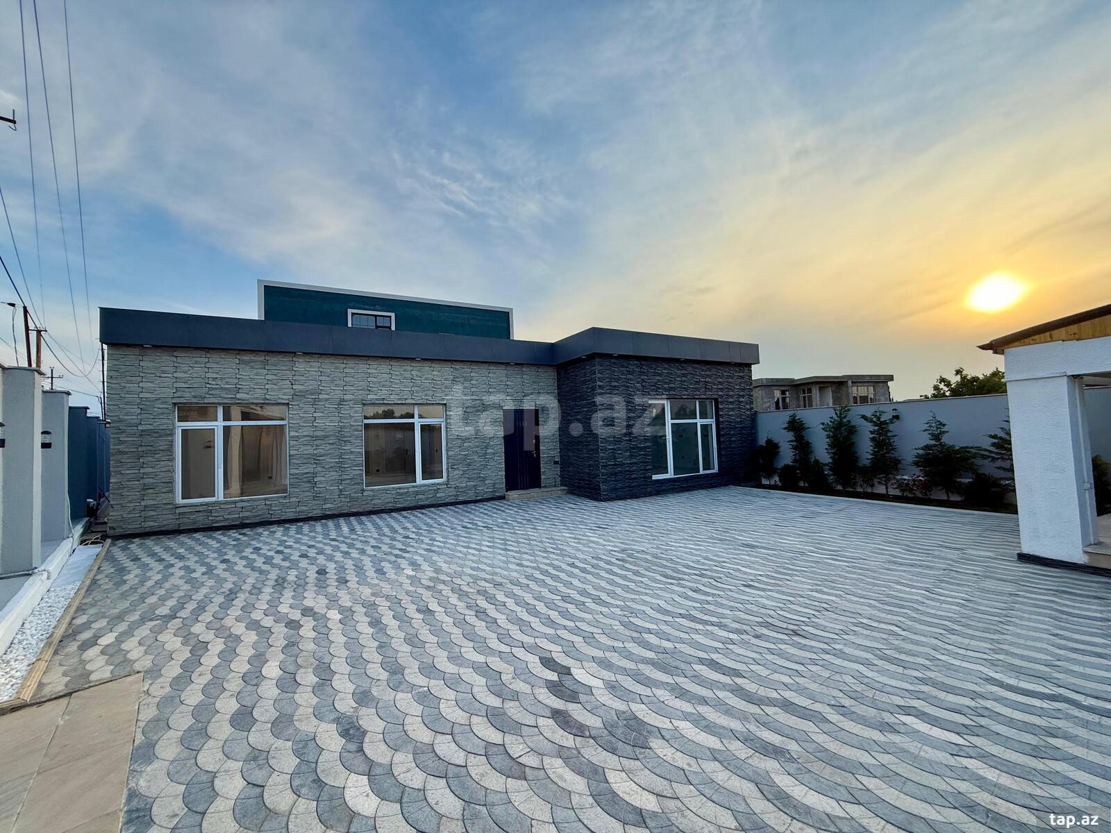Həyət evi, Maştağa qəs. (14)
