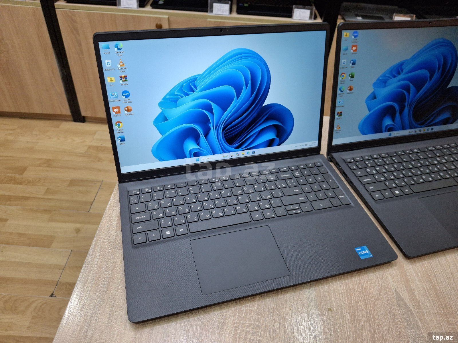 Noutbuk Dell Latitude 15 3530 (4)