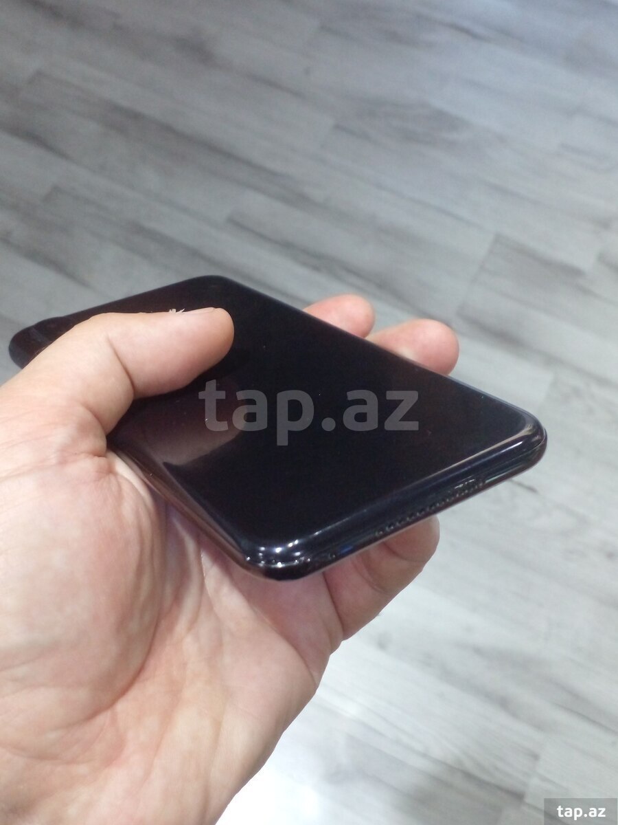 Hisense F27 Black 16GB/2GB (5)