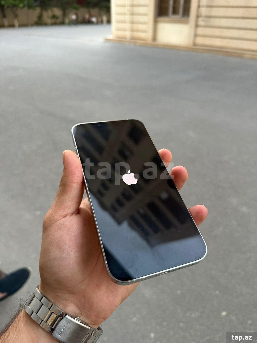 Apple iPhone 13 Pro Max Silver 128GB/6GB (6)