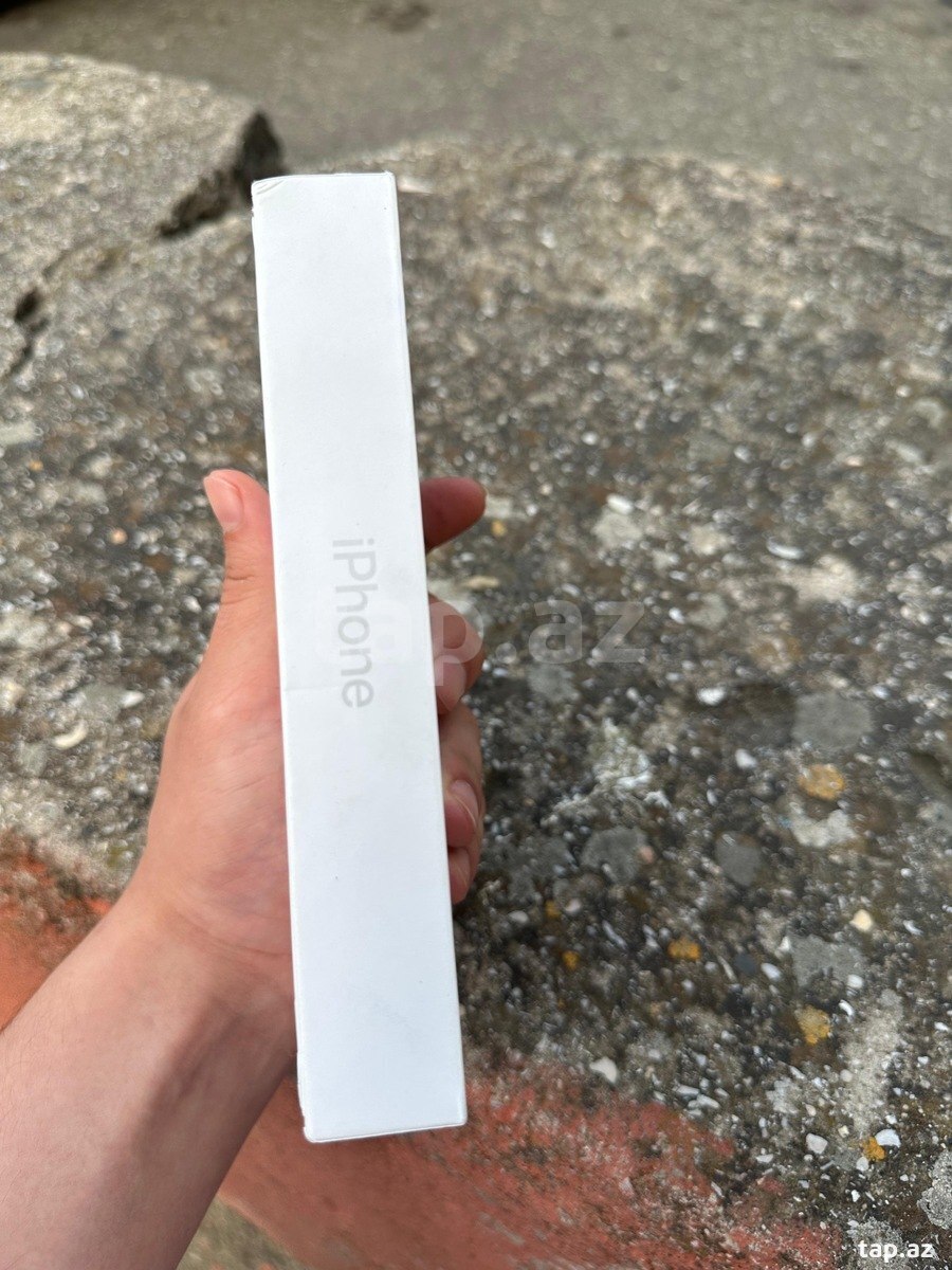 Apple iPhone 17 White 256GB/8GB (3)