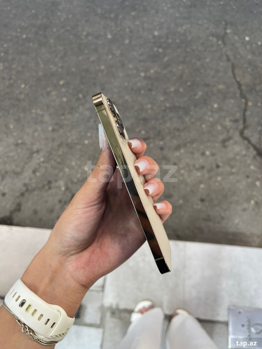 Apple iPhone 13 Pro Gold 256GB/6GB (2)