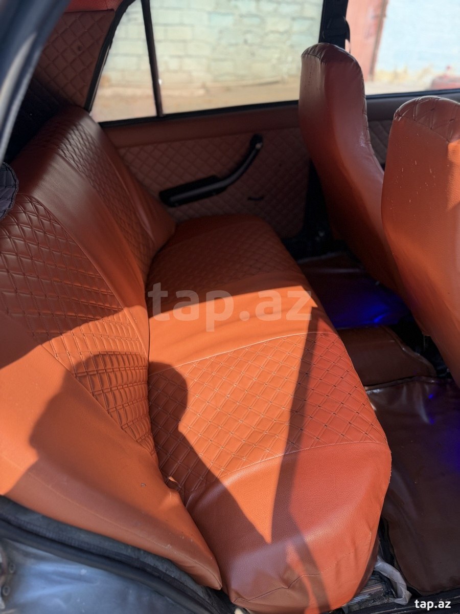 LADA (VAZ) 2107, 2010 il (15)