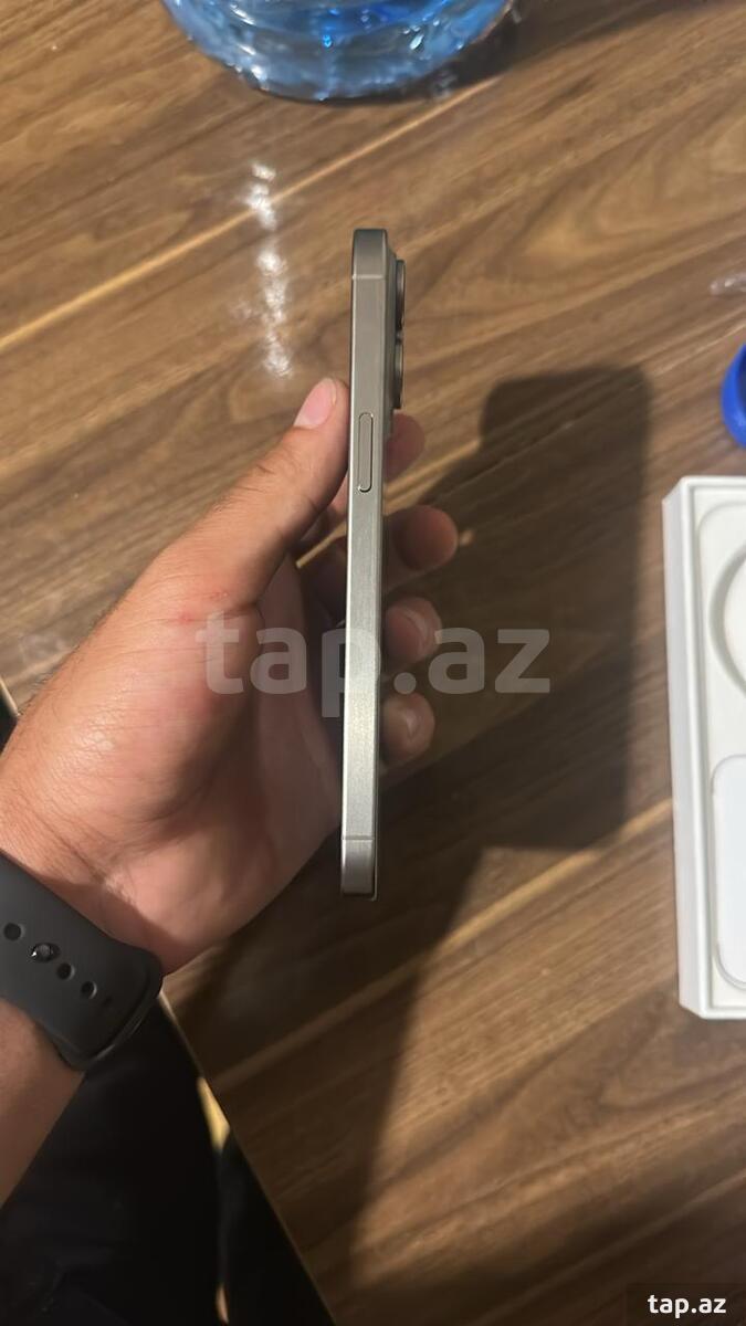Apple iPhone 15 Pro Max Natural Titanium 256GB/8GB (3)