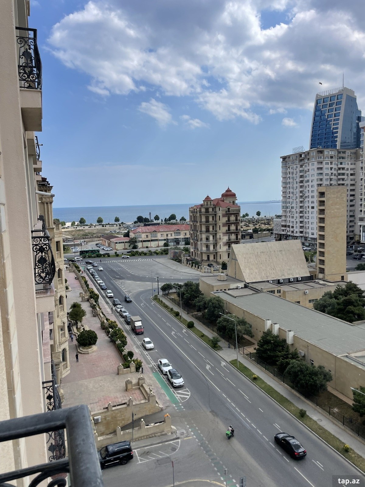3-otaqlı yeni tikili kirayə verilir, N.Rəfiyev küç., 157 m²