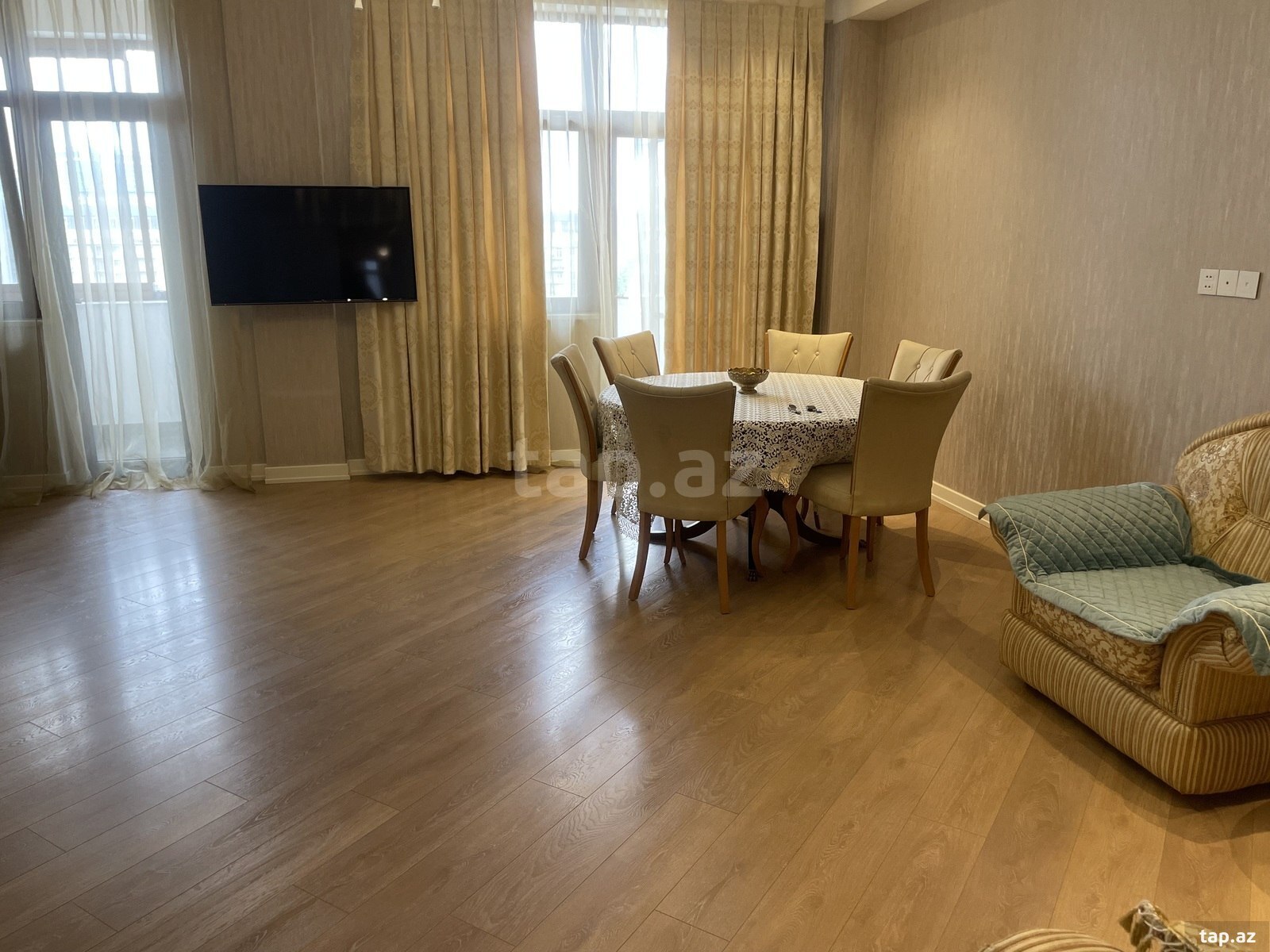 3-otaqlı yeni tikili kirayə verilir, N.Rəfiyev küç., 157 m² (5)