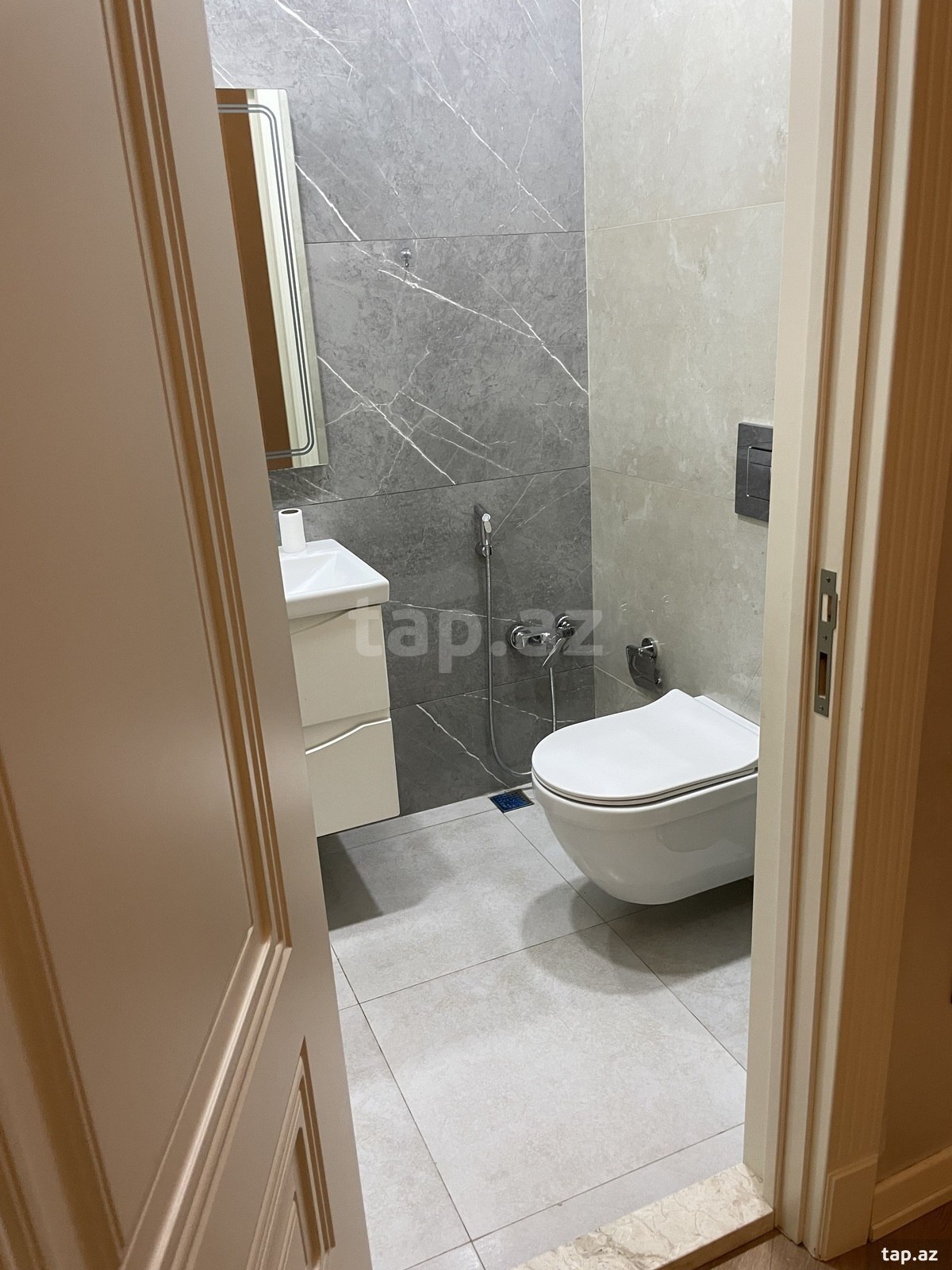 3-otaqlı yeni tikili kirayə verilir, N.Rəfiyev küç., 157 m² (22)