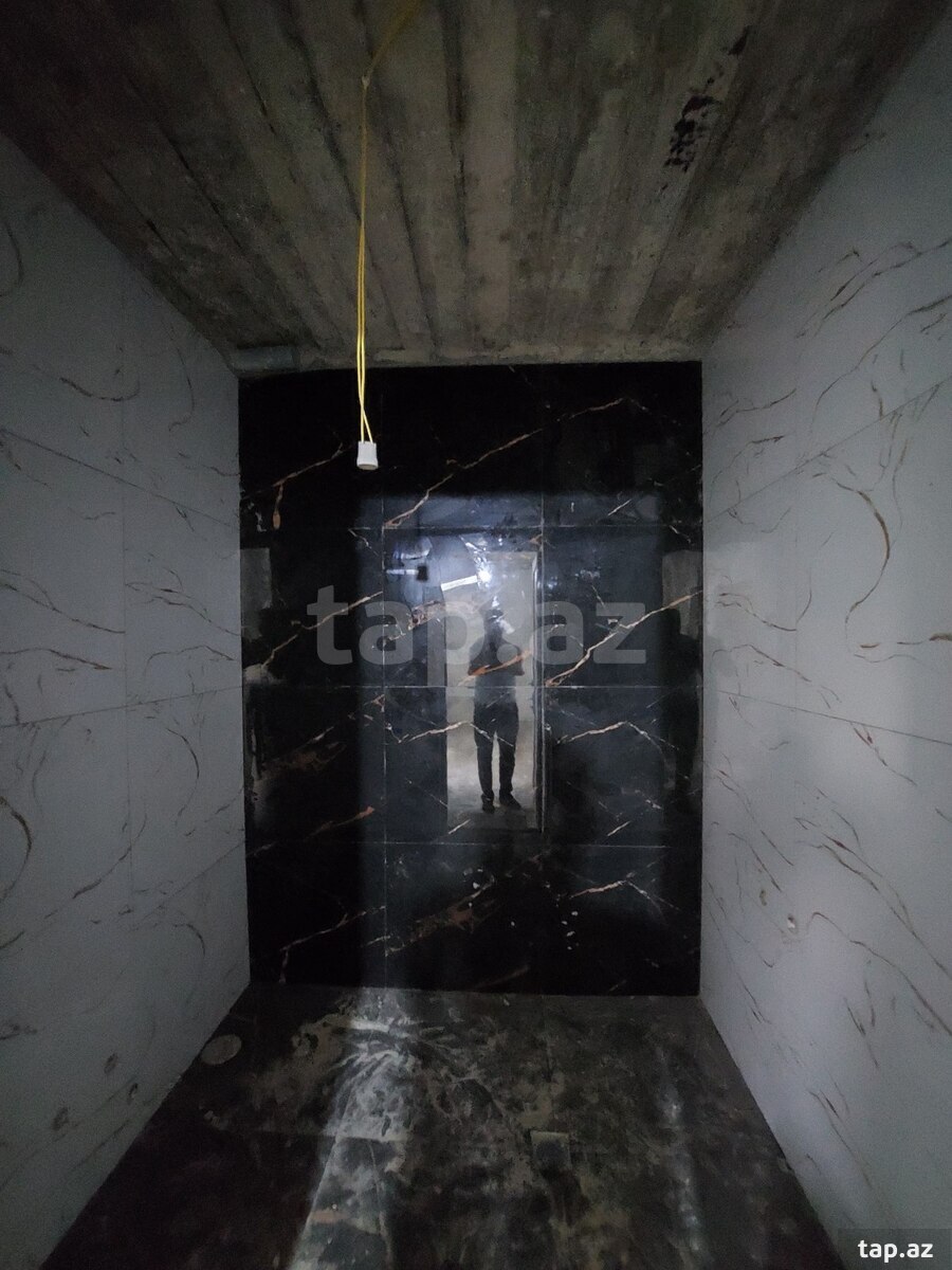 Həyət evi, Hövsan qəs. (24)