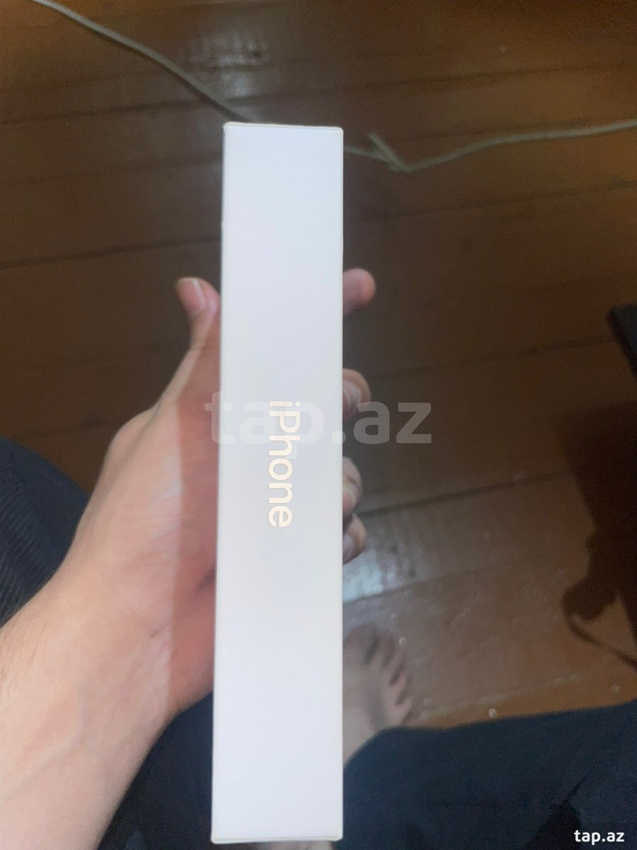 Apple iPhone 11 White 128GB/4GB (4)