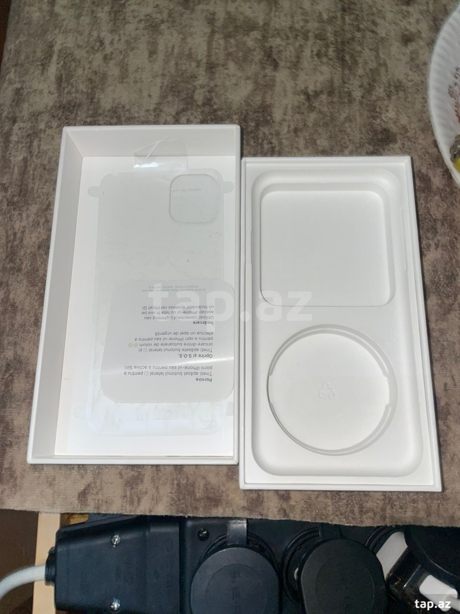 Apple iPhone 11 White 128GB/4GB (5)
