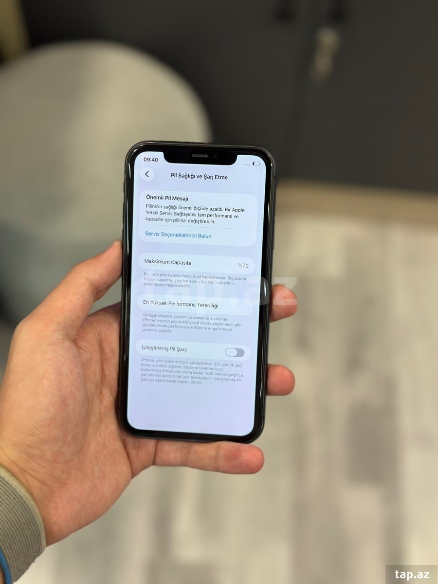 Apple iPhone 11 Black 64GB/4GB (4)