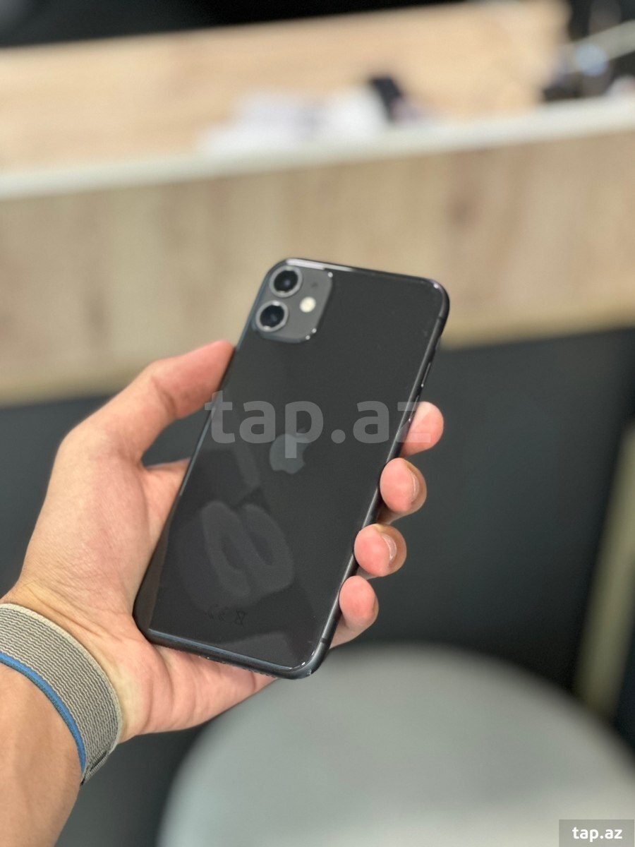 Apple iPhone 11 Black 64GB/4GB (2)