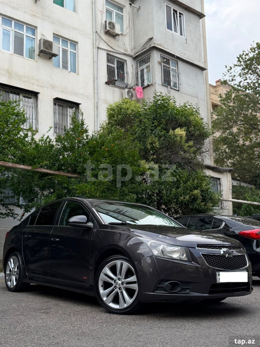 Chevrolet Cruze, 2015 il (2)