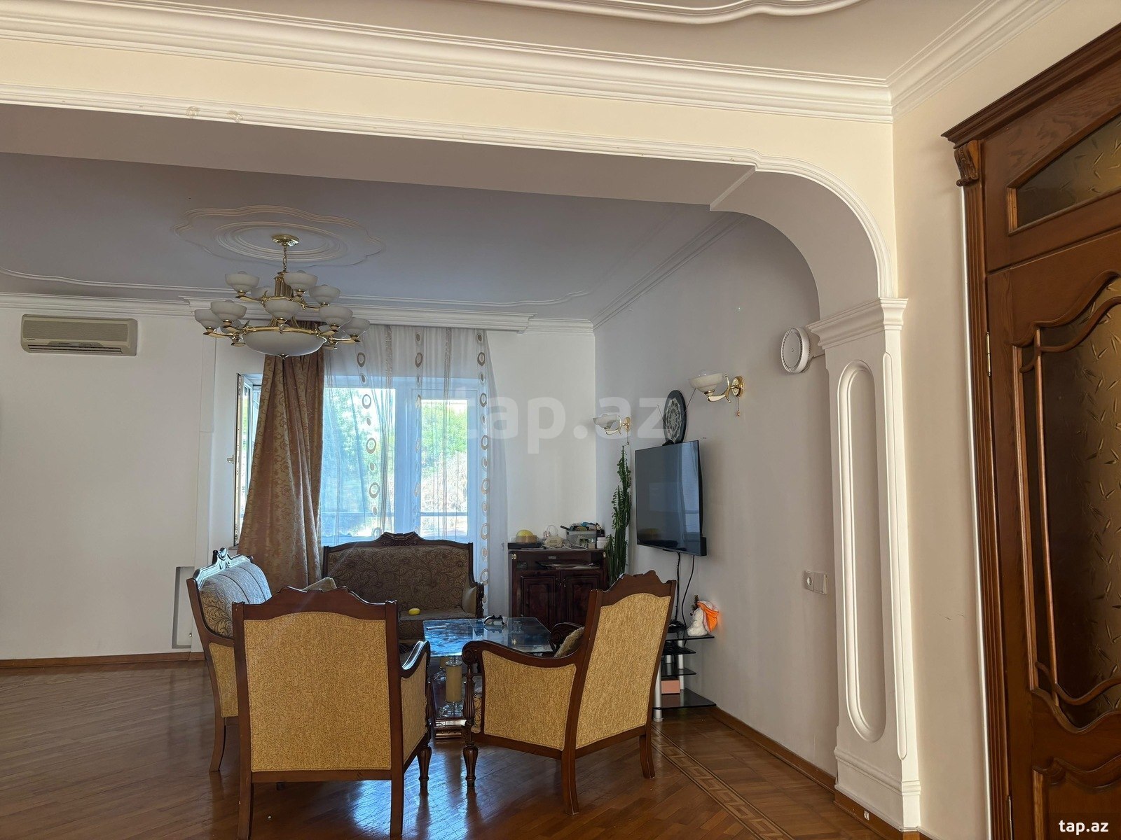 5-otaqlı yeni tikili kirayə verilir, Elmlər Akademiyası m., 285 m²