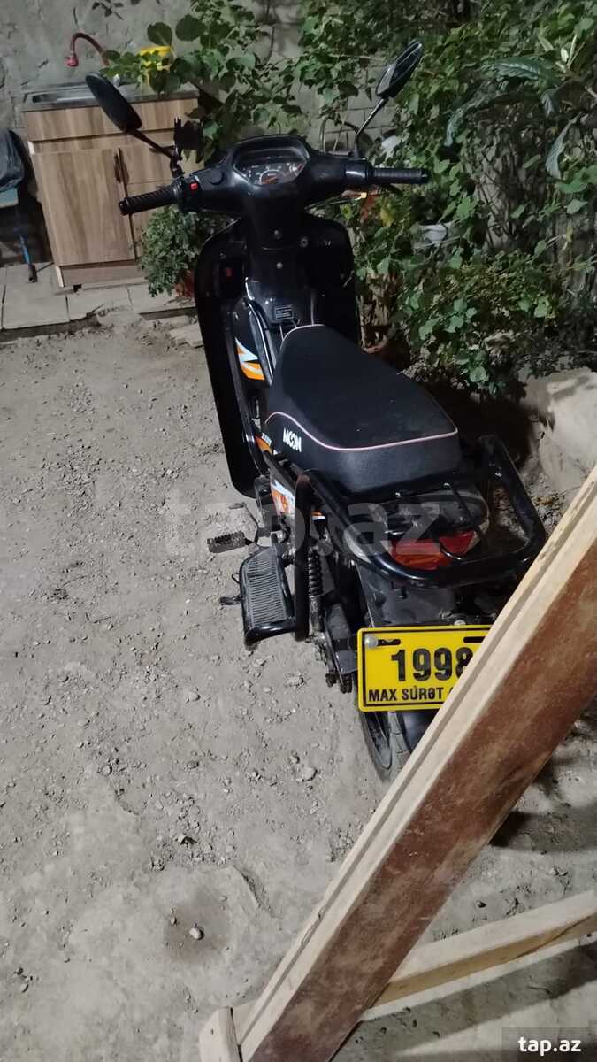 Moped, 2025 il (3)