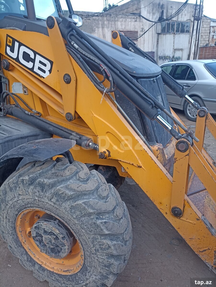 Ekskavator JCB, 2012 il (3)