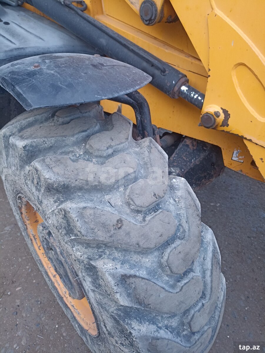 Ekskavator JCB, 2012 il (7)